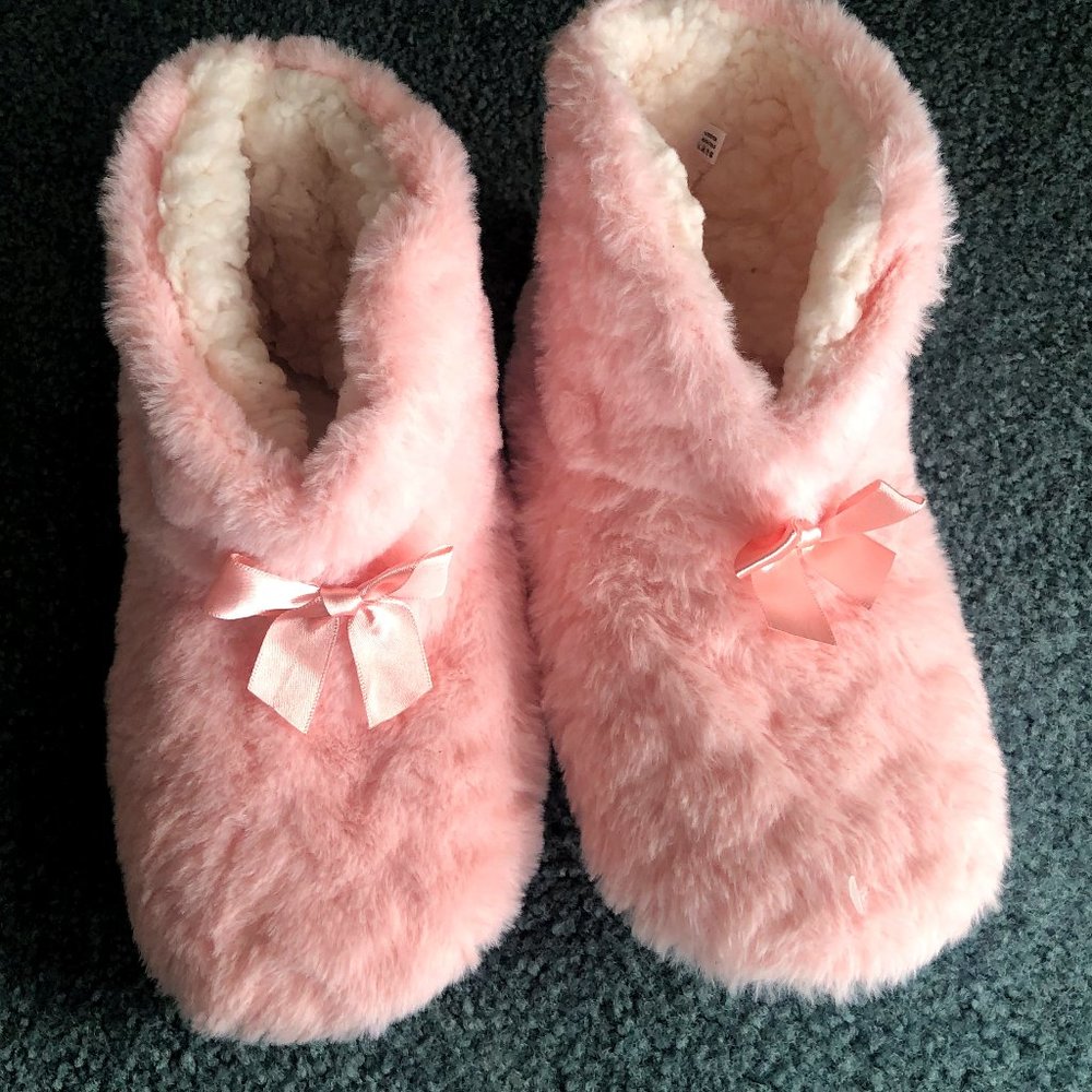 PINK FURRY SLIPPER